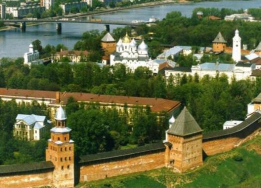 Ko redzēt Novgorodā?